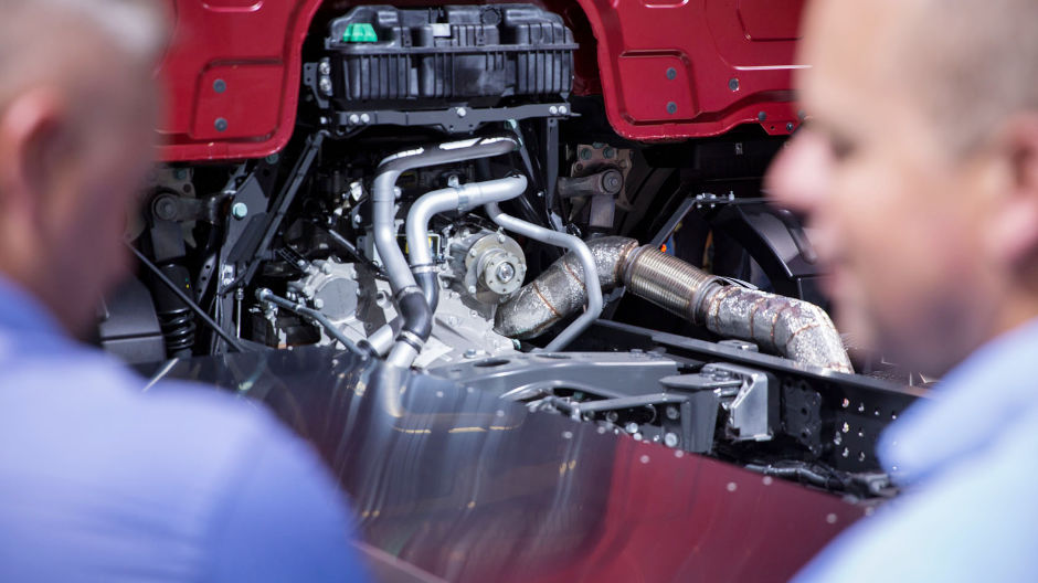 Alternativa ao motor diesel para aplicações especiais: o Actros NGT com motor a gás natural.
