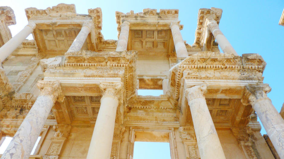 Celsova knihovna v Efesu.