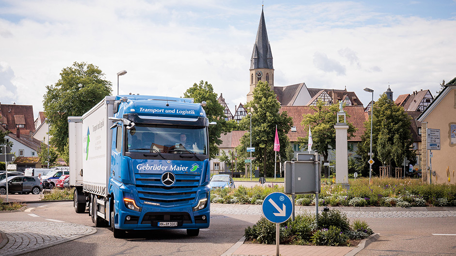 Tour zum Kunden durch den Eppinger Kreisverkehr – für Thomas Maier kein Problem.