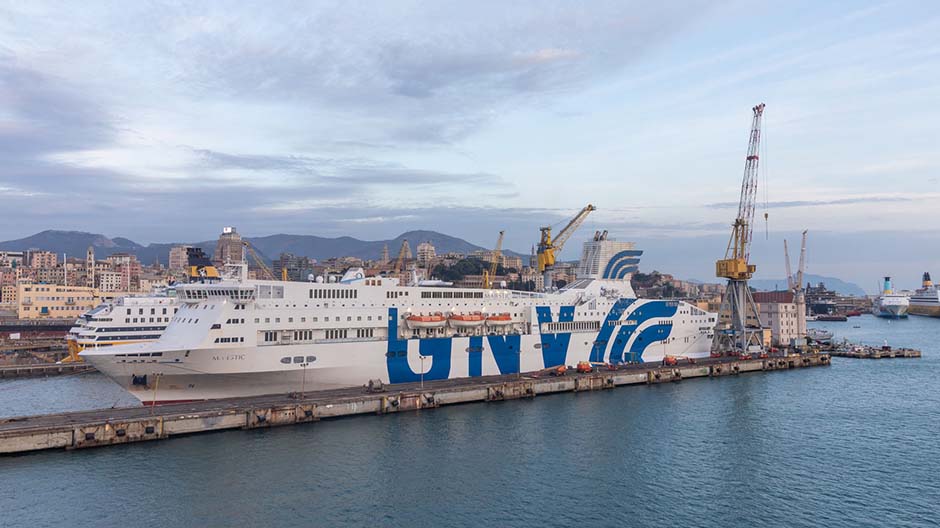 A relaxed journey to Spain – by ferry from Genoa to Barcelona.