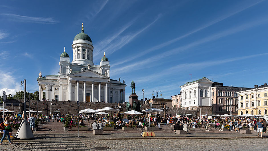 Tallinnassa ja Helsingissä Kammermannit katselivat nähtävyyksiä, Suomen etelärannikolla heillä on aikaa rentoutua.