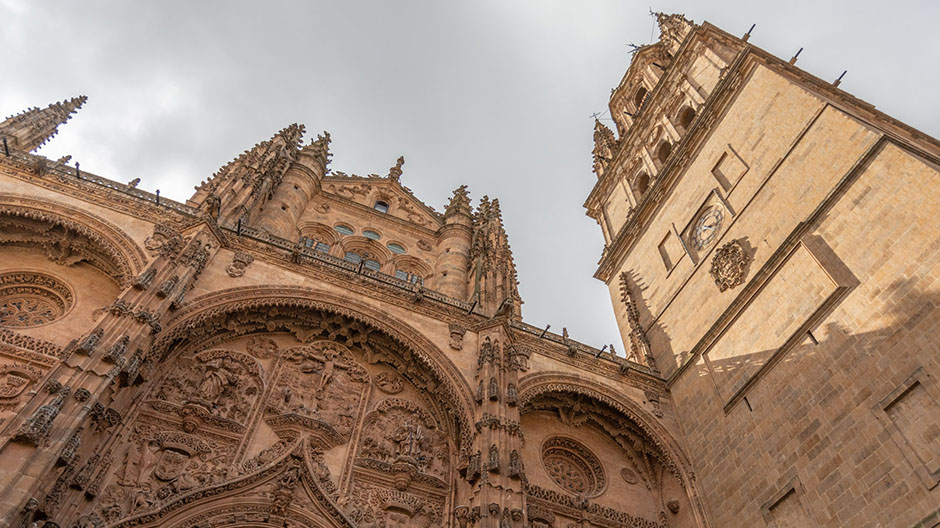 Kiehtovaa arkkitehtuuria Salamancan ”kultaisessa kaupungissa”. 