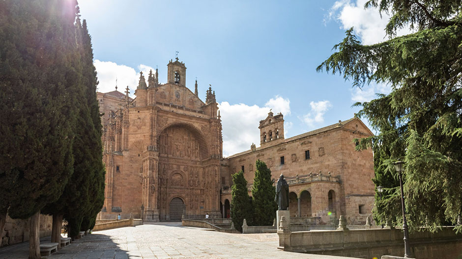 Kiehtovaa arkkitehtuuria Salamancan ”kultaisessa kaupungissa”. 
