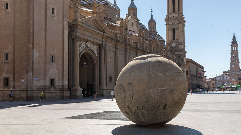 Zaragozan kaupunkikuva kiehtoo vanhan ja uuden jännittävällä yhdistelmällä. 