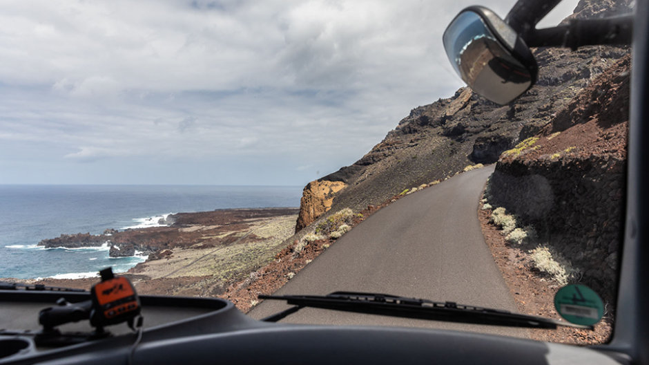 On narrow slopes or off-road: excursions on El Hierro are usually short but intense.