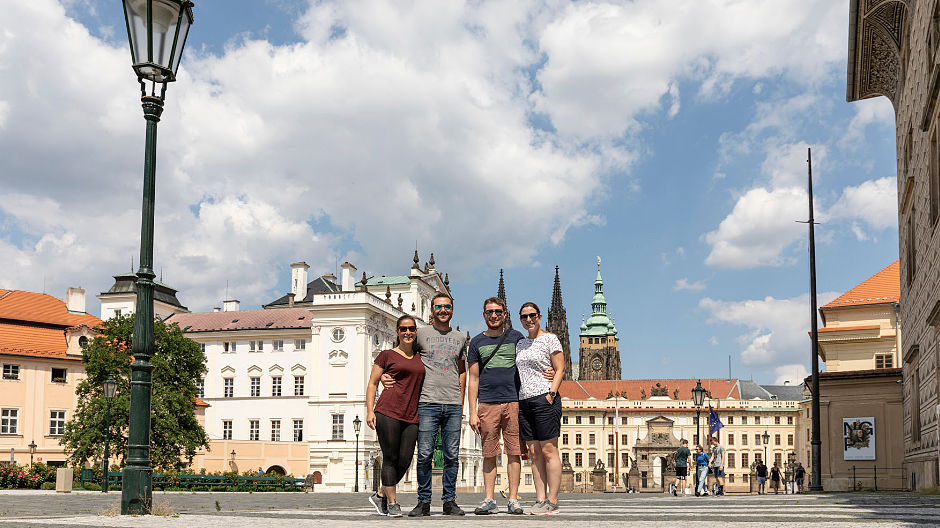 Ei Tšekin läpi Prahassa koukkaamatta: Kammermannit saivat tutustua ”kultaiseen kaupunkiin” melko lailla rauhassa – vallitsevalla tilanteella on hyvätkin puolensa.