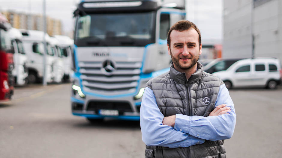 Michal Jakoubek, školitel řidičů Mercedes-Benz Trucks Česká republika.