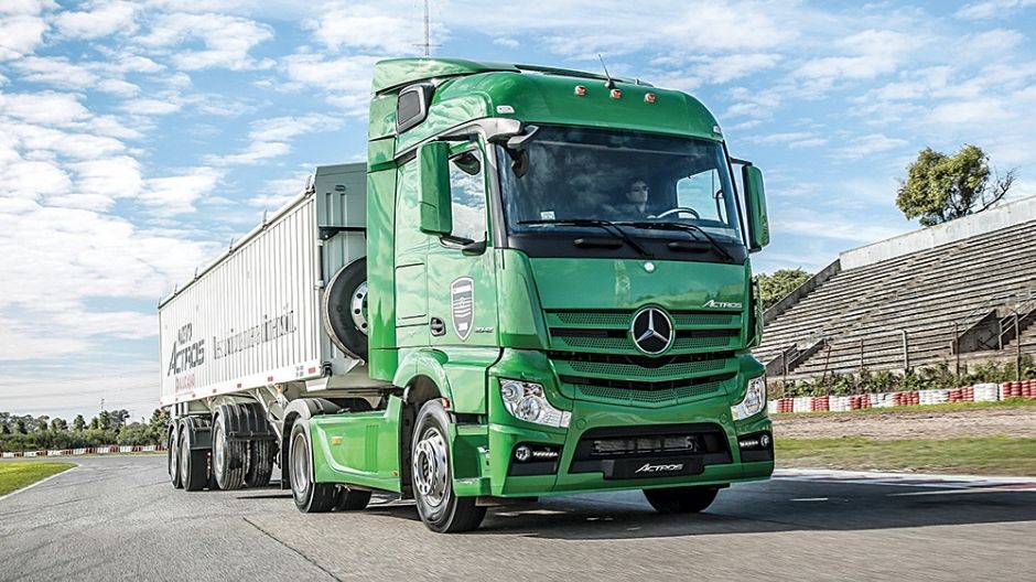 La estrategia RoadEfficiency está en el ADN de la nueva generación de camiones de Mercedes-Benz.