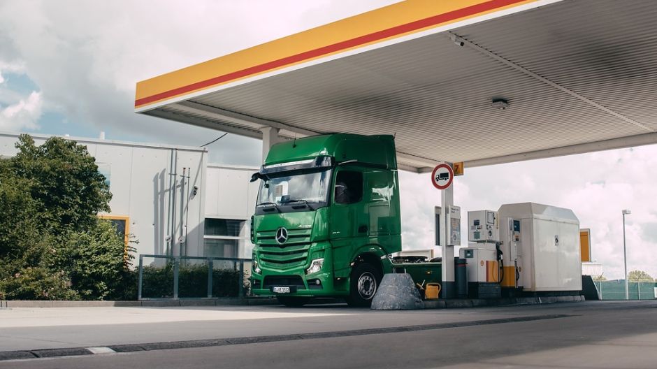 El nuevo OM471 ofrece ahorros de combustible de hasta el 4%.